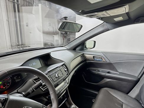 Used 2016 Honda Accord Sport image 12