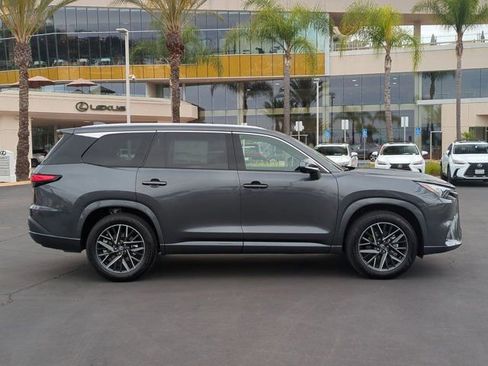 New 2026 Lexus TX 350 AWD image 4