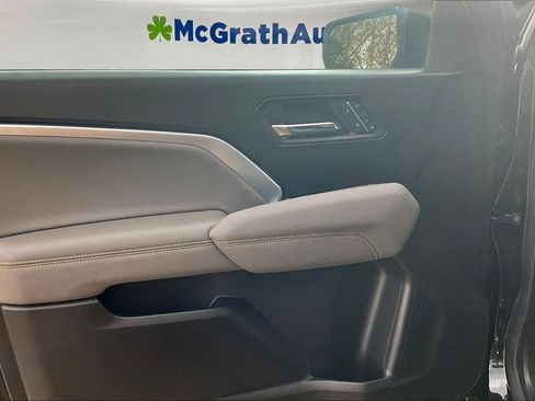 Certified 2024 Chevrolet Colorado ZR2 w/ ZR2 Convenience Package III image 21