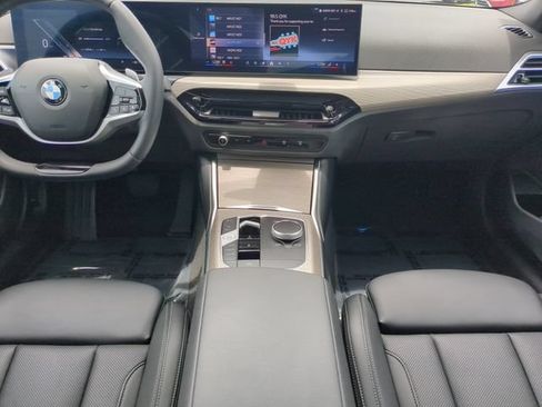 Used 2025 BMW 330i Sedan RWD image 17