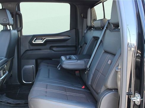 Used 2023 Chevrolet Silverado 1500 High Country w/ High Country Premium Package image 23