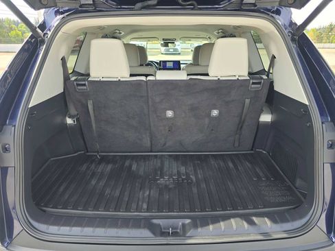 Certified 2024 Toyota Grand Highlander AWD image 14