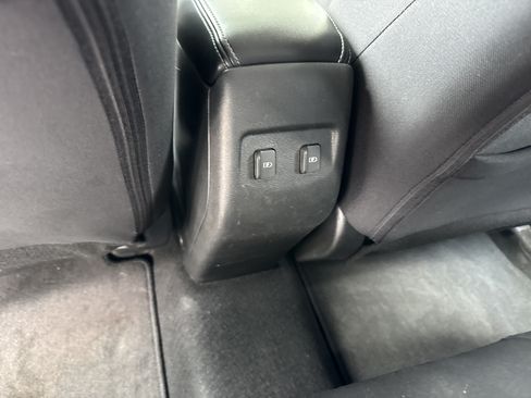 Used 2023 Nissan Kicks SV FWD image 18