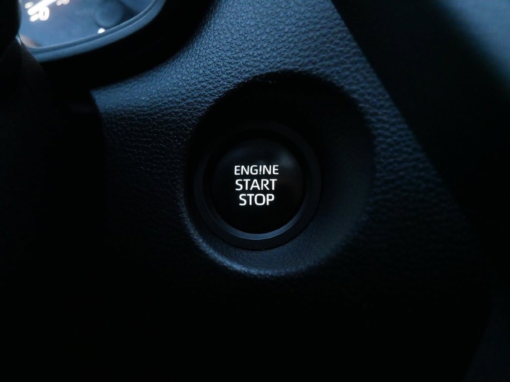 Used 2024 Toyota Corolla Cross LE AWD/4WD image 26
