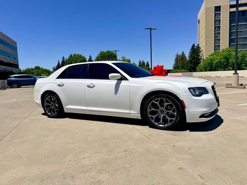 Used 2016 Chrysler 300 S w/ Light Group RWD image 3