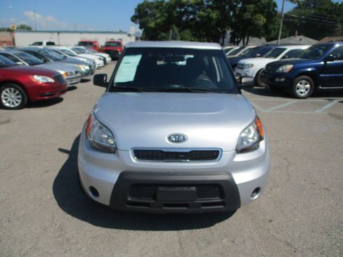 Used 2011 Kia Soul image 3