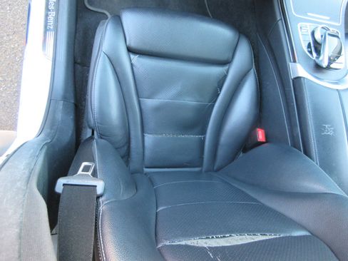 Used 2015 Mercedes-Benz C 300 Sedan image 12