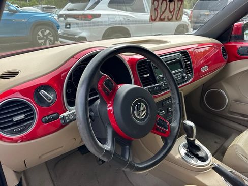 Used 2015 Volkswagen Beetle 1.8T FWD image 9