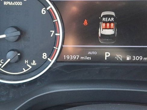 Used 2024 Nissan Rogue SV AWD/4WD image 24
