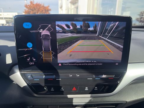 Used 2021 Volkswagen ID.4 Pro S w/ Gradient Package image 11