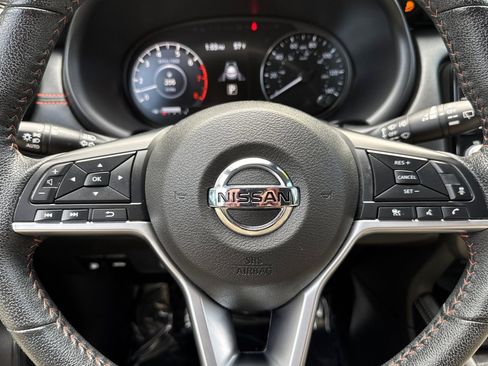 Used 2021 Nissan Kicks SR w/ SR Premium Package image 23