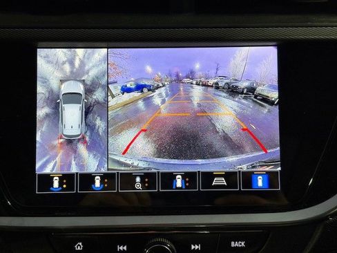 Used 2020 Buick Encore GX Essence w/ Experience Buick Package image 33