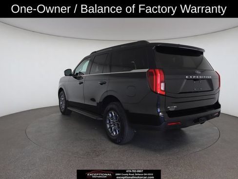 Used 2025 Ford Expedition Active AWD/4WD image 12