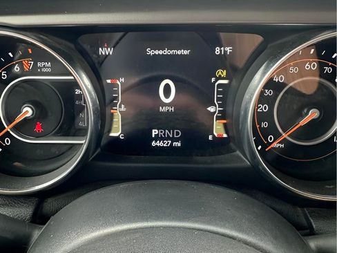 Used 2020 Jeep Gladiator Sport w/ Quick Order Package 24S image 23