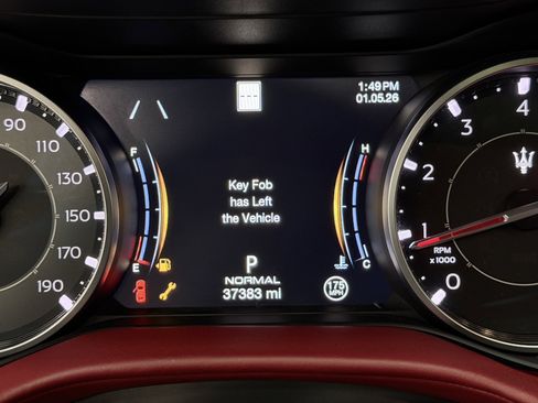 Used 2021 Maserati Ghibli S GranSport image 25