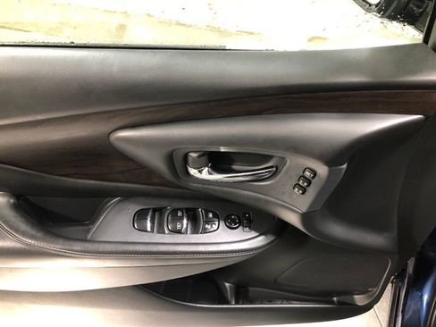 Used 2019 Nissan Murano Platinum image 21