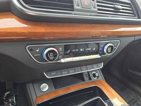 Used 2023 Audi Q5 2.0T Premium Plus w/ Premium Plus Package image 30