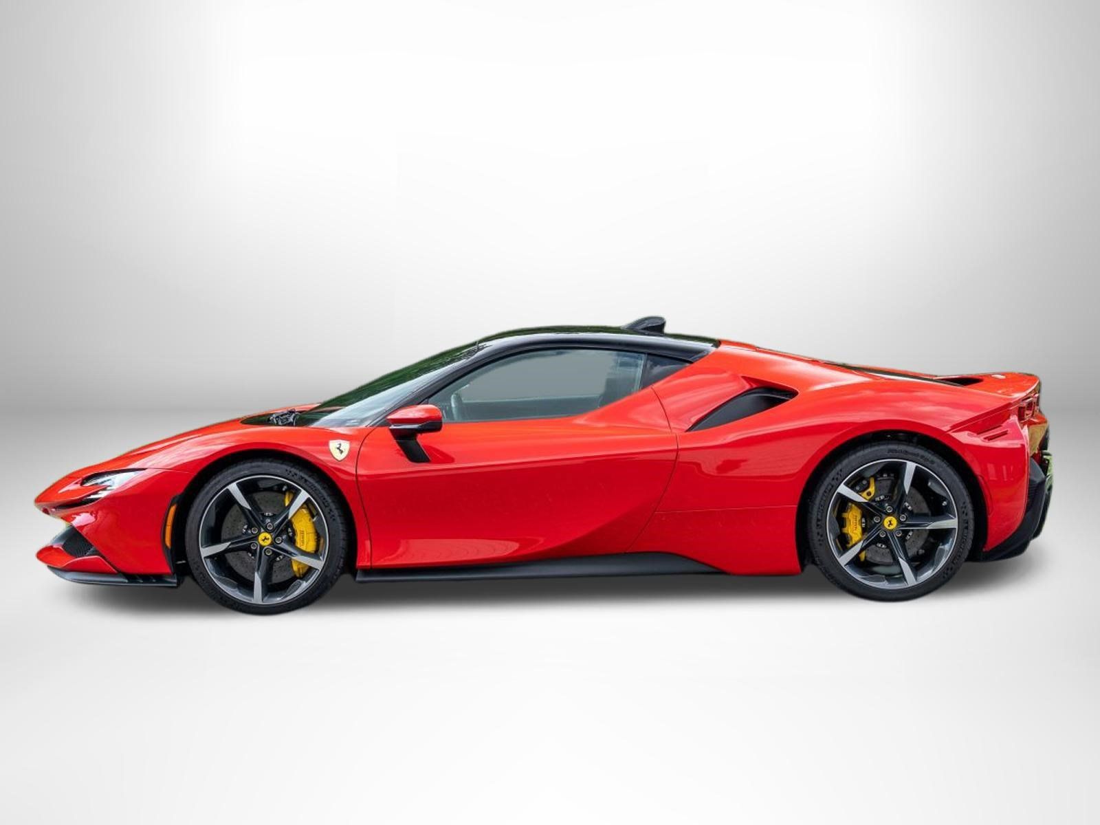 Used 2022 Ferrari SF90 Stradale AWD/4WD image 3