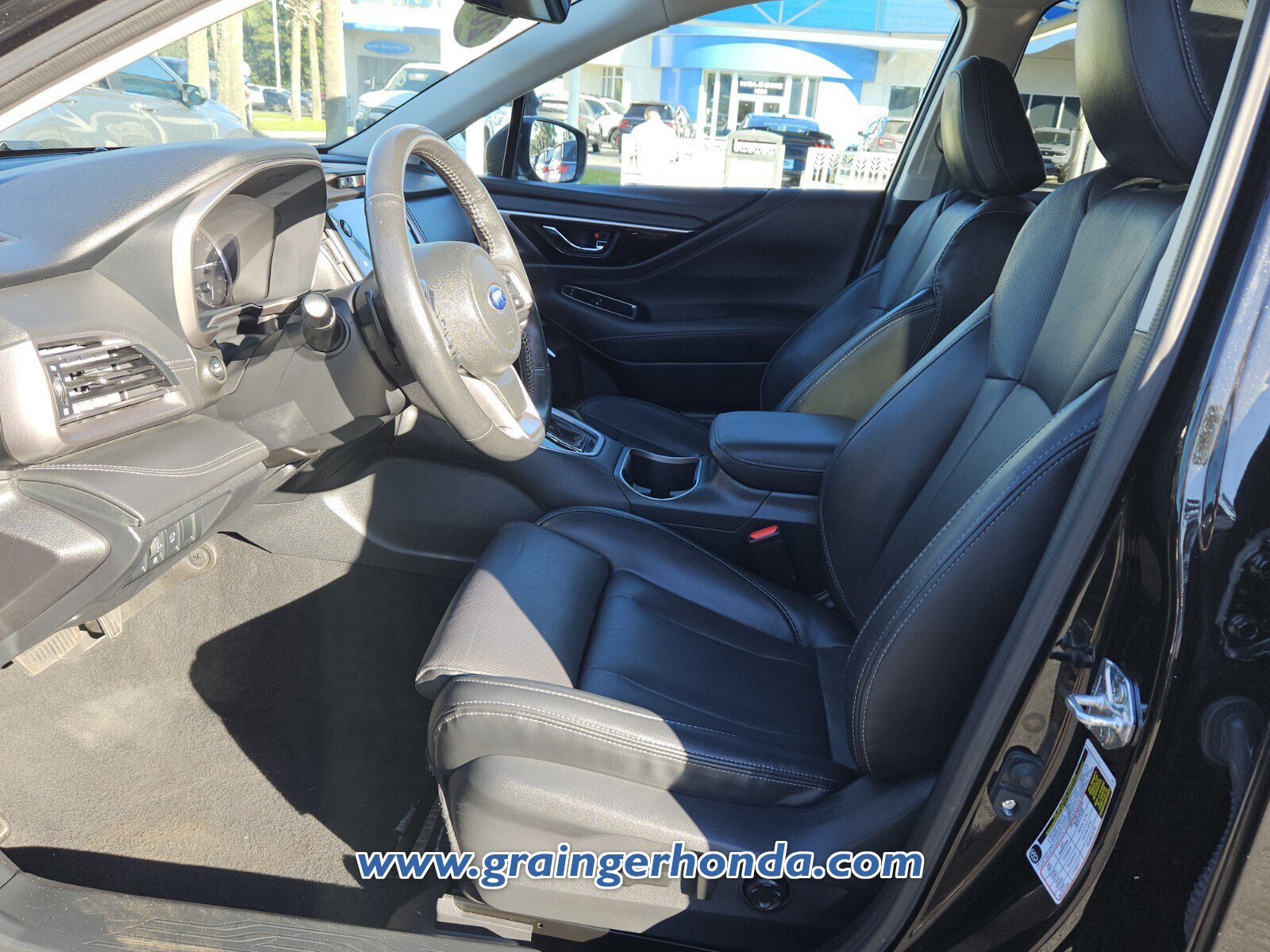 Used 2024 Subaru Outback Limited AWD/4WD image 10