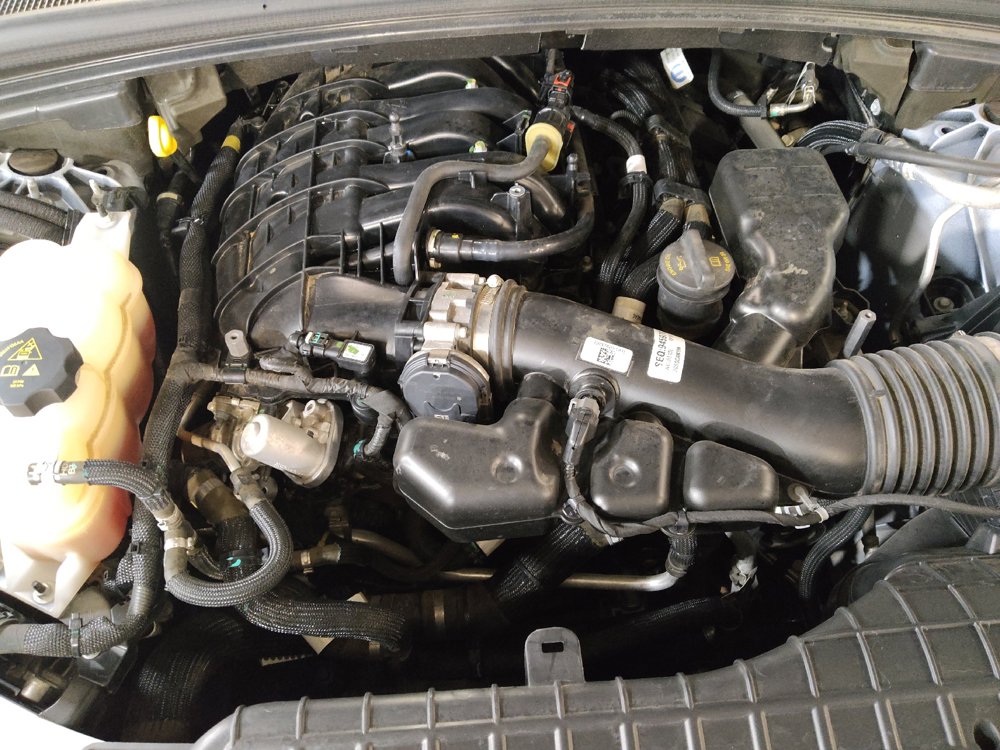 Used 2024 Jeep Grand Cherokee Laredo RWD image 30
