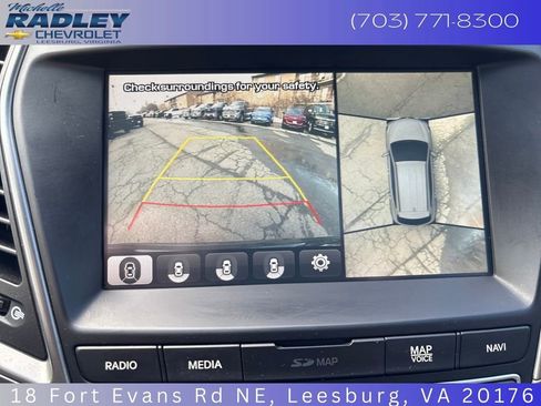 Used 2018 Hyundai Santa Fe Sport image 20