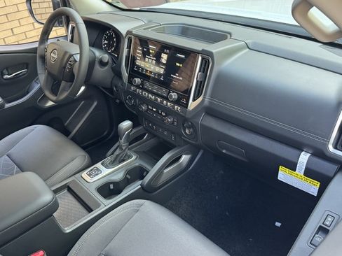 New 2026 Nissan Frontier SV w/ All-Weather Content Package AWD/4WD image 8
