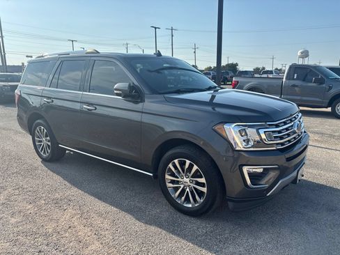 Used 2018 Ford Expedition Limited AWD/4WD image 4
