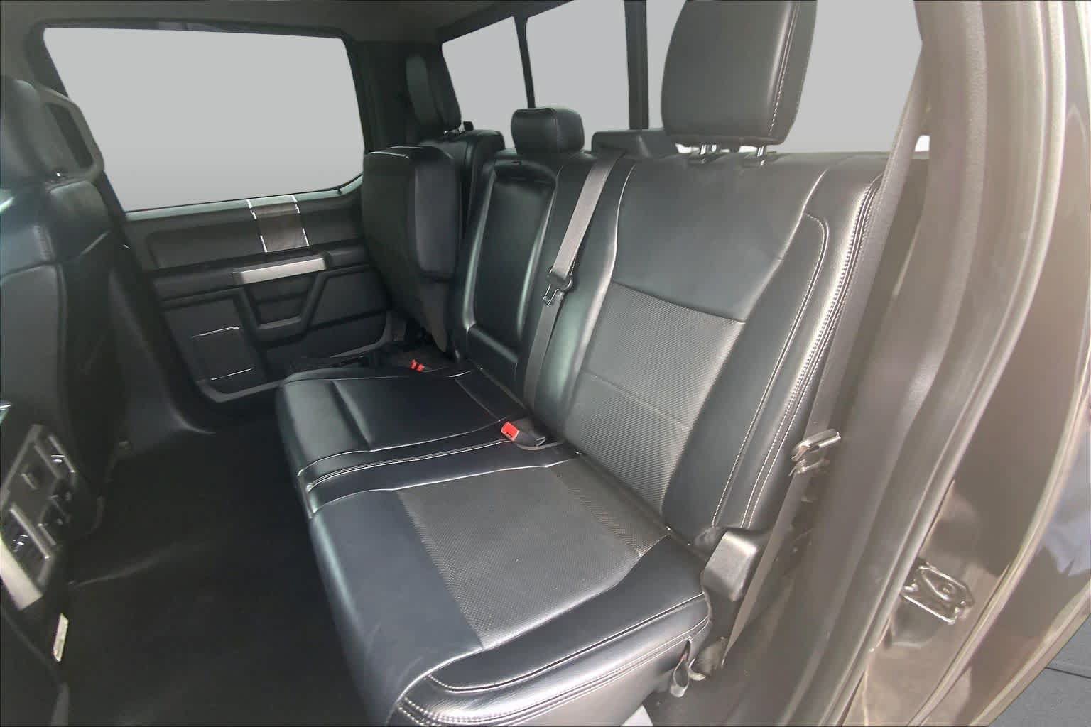 Used 2019 Ford F350 Lariat w/ Lariat Ultimate Package AWD/4WD image 21