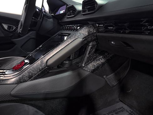 Used 2021 Lamborghini Huracan EVO RWD image 26