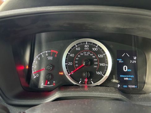 Used 2020 Toyota Corolla SE FWD image 22