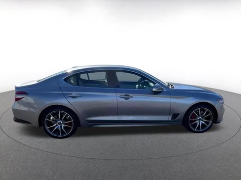 Used 2025 Genesis G70 2.5T image 16
