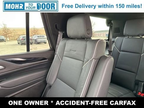 Used 2024 Cadillac Escalade Sport w/ LPO, ONYX Package image 34