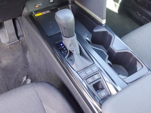 Used 2025 Toyota Camry LE FWD image 18