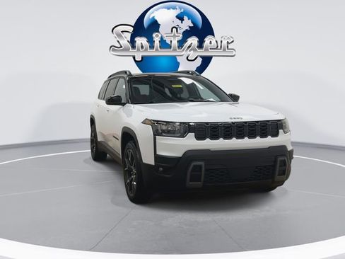 New 2026 Jeep Cherokee Overland image 7