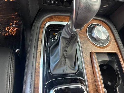 Used 2023 Nissan Armada SL w/ Captain's Chairs Package AWD/4WD image 39