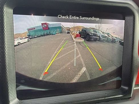 Used 2023 Jeep Wrangler Unlimited Rubicon image 17