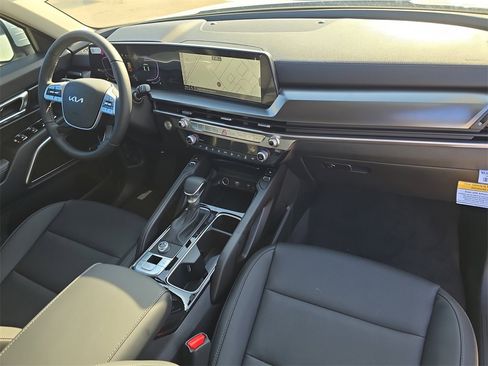 New 2025 Kia Telluride S image 14