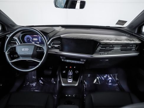 Used 2024 Audi Q4 e-tron Prestige w/ Black Optic Package image 9