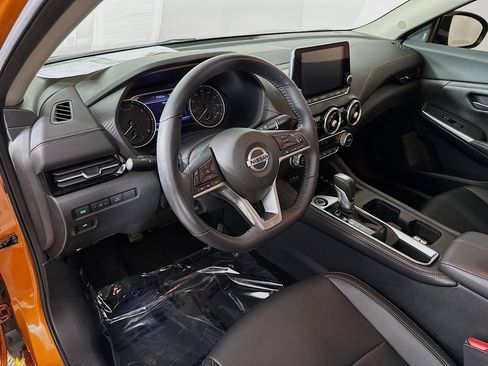 Used 2021 Nissan Sentra SR w/ SR Premium Package FWD image 14