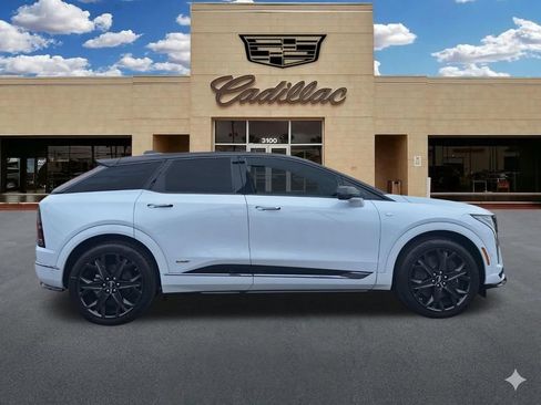 New 2026 Cadillac Optiq V AWD/4WD image 2