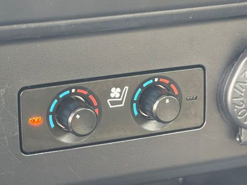 Used 2019 Toyota 4Runner Limited RWD image 28