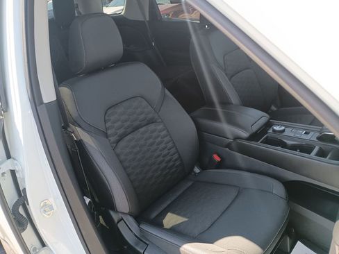 Used 2024 Nissan Pathfinder S image 31