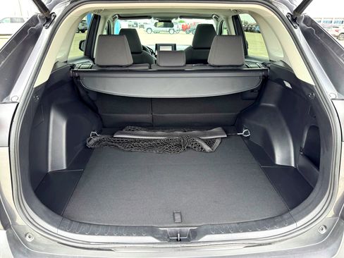 Used 2020 Toyota RAV4 XLE w/ Convenience Package image 8