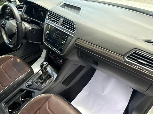 Used 2024 Volkswagen Tiguan SEL R-Line AWD/4WD image 12