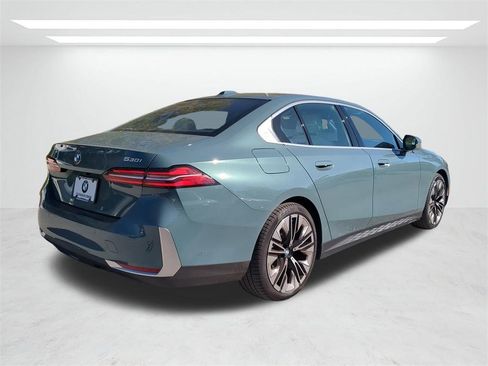 New 2025 BMW 530i image 4