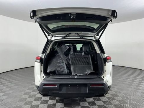 Used 2022 Nissan Pathfinder SV w/ SV Premium Package FWD image 50
