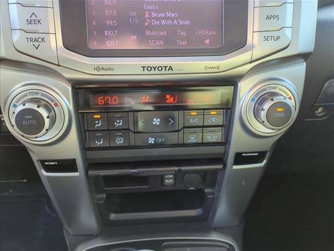 Used 2013 Toyota 4Runner Limited image 17