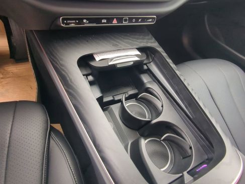 Certified 2025 Mercedes-Benz E 350 Sedan image 8