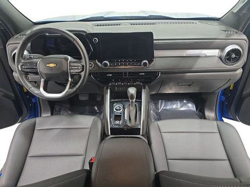 Used 2023 Chevrolet Colorado LT w/ LT Convenience Package III image 13