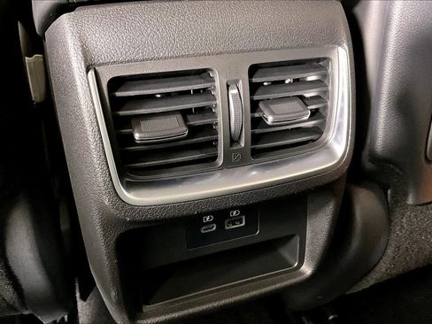 Used 2023 INFINITI QX50 Luxe image 32